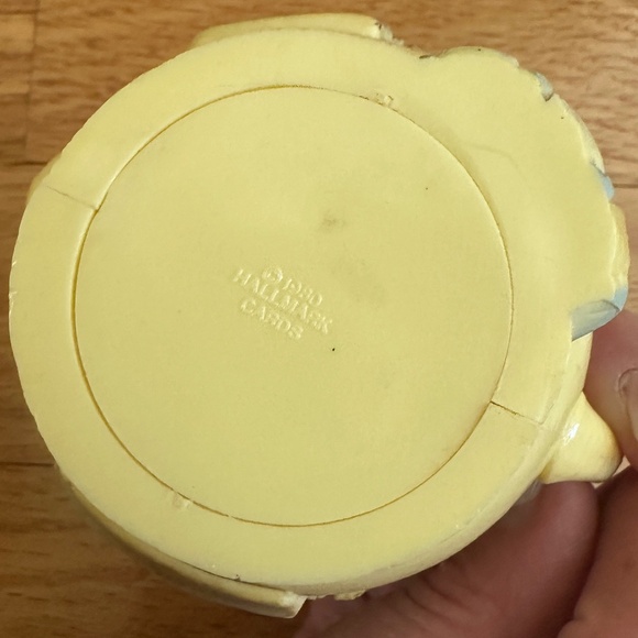 Hallmark 1980 A Spot of Christmas Cheer Teapot Ornament - Picture 9 of 13